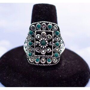 Vintage Victorian Ethenic Saddle Style Ring - S13